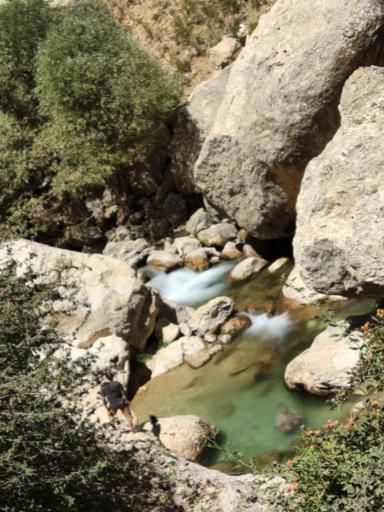 عکس سرچشمه تنگ تیزاب