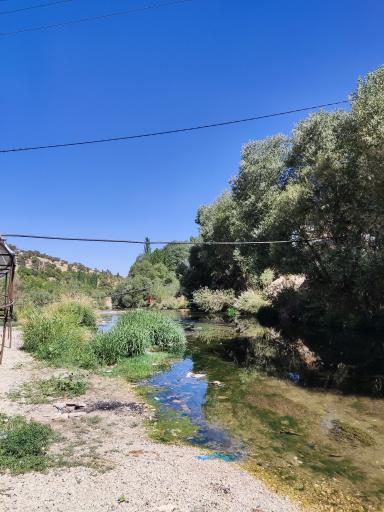 عکس سرچشمه تنگ تیزاب