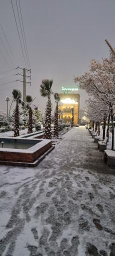 عکس عمارت حضرت نرجس خاتون