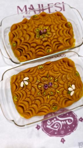 عکس تهیه غذای مجلسی 