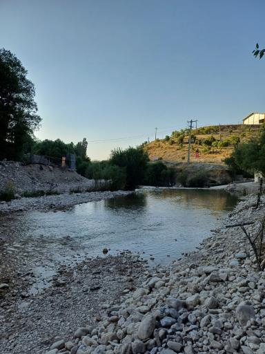 عکس سرچشمه تنگ تیزاب