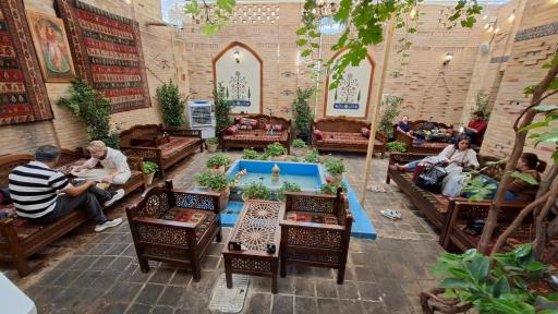 عکس سرای سنتی قجری