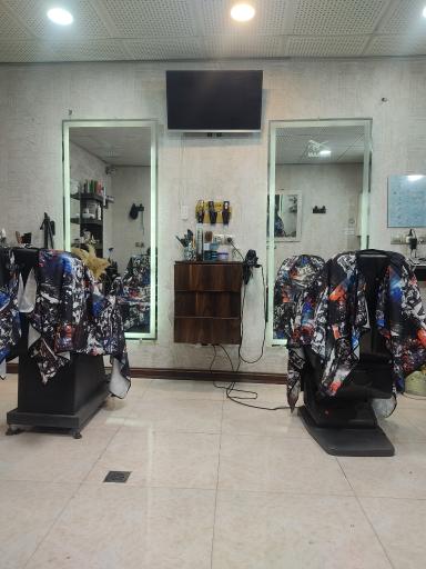 عکس پیرایش ماهان