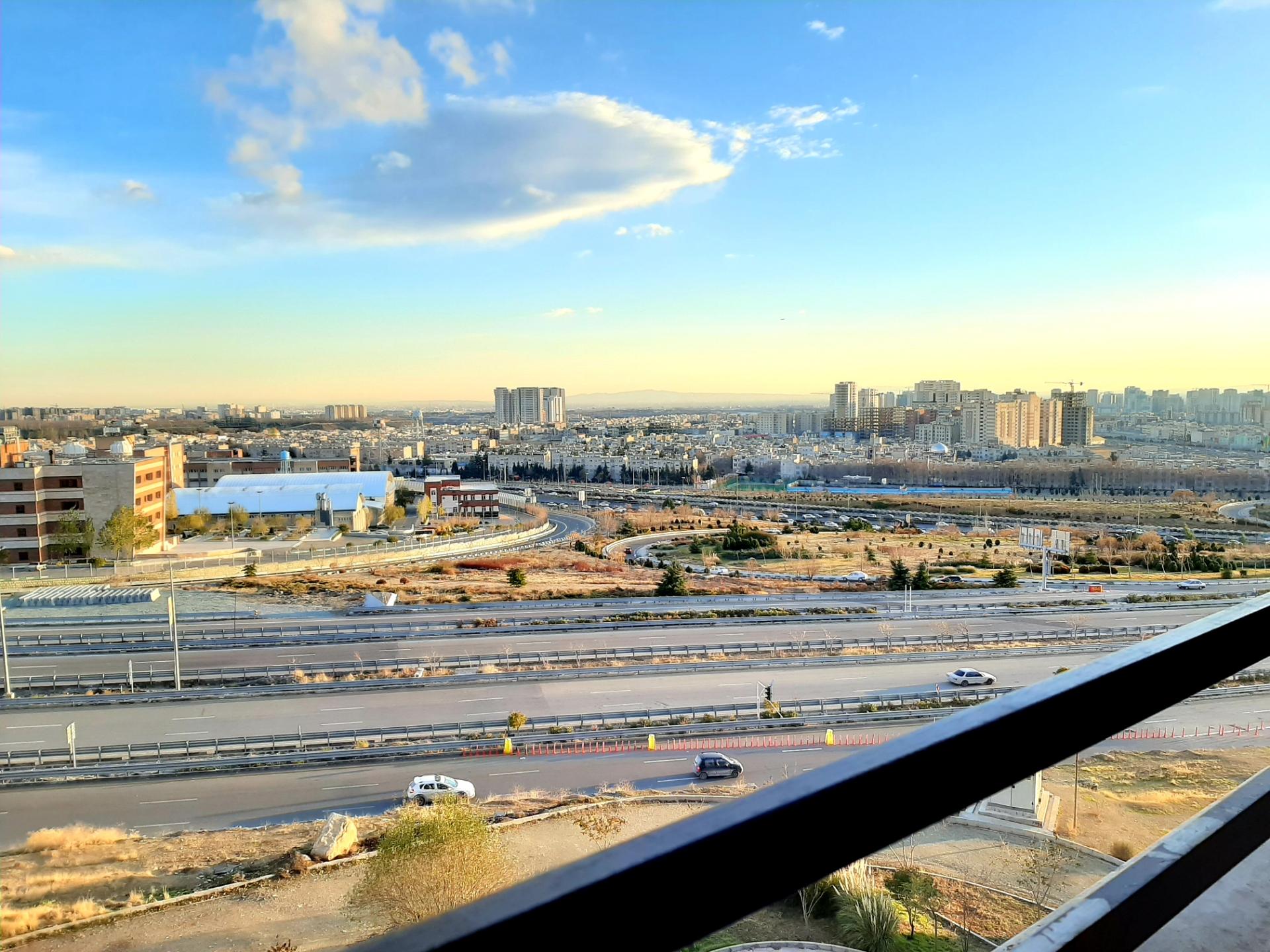 عکس شهرک آوا