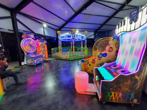 عکس شهربازی فان لند