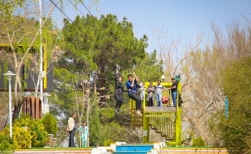 عکس مجموعه تفریحی باغ جوان اصفهان