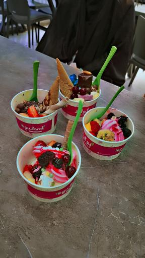 عکس ماست بستنی (یوگو لند)