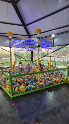 عکس شهربازی فان لند