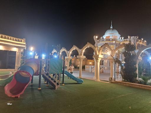 عکس عمارت رز