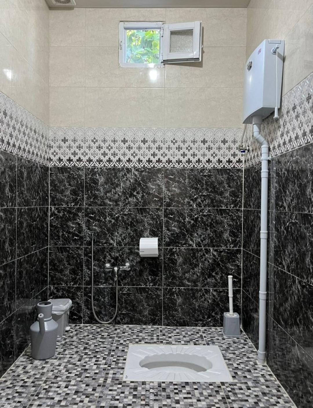 عکس ویلای ساحلی هادیانی ۱۰(آیریک)