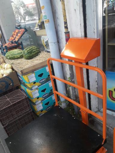 عکس ترازو سرای پاکباز