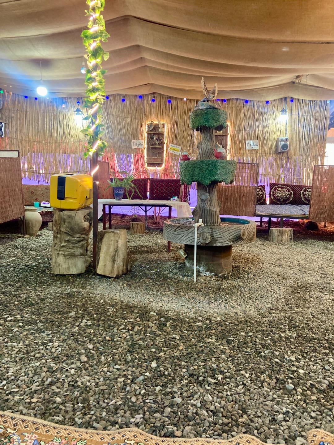 عکس کافه سنتی کنج دنج