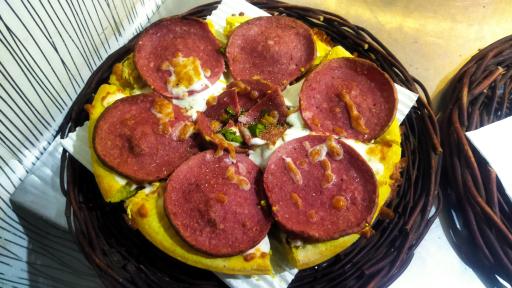 عکس پیتزا فود فکتوری