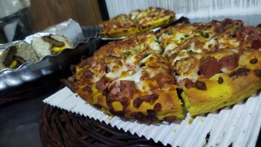 عکس پیتزا فود فکتوری