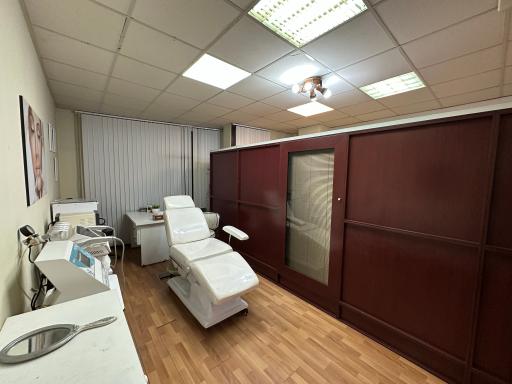 کلینیک زیبایی مروا 