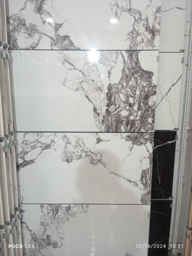 عکس کاشی سرامیک بیرامی 