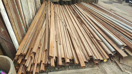 عکس آهن فروشی حاج رجب