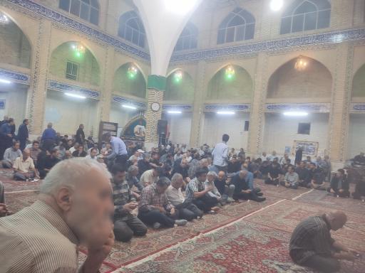 عکس حسینیه خلف باغ 
