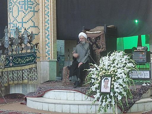 عکس حسینیه خلف باغ 