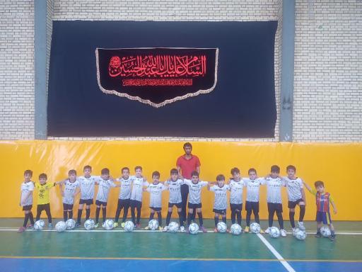 عکس مجموعه فرهنگی ورزشی شهدای وازیچه