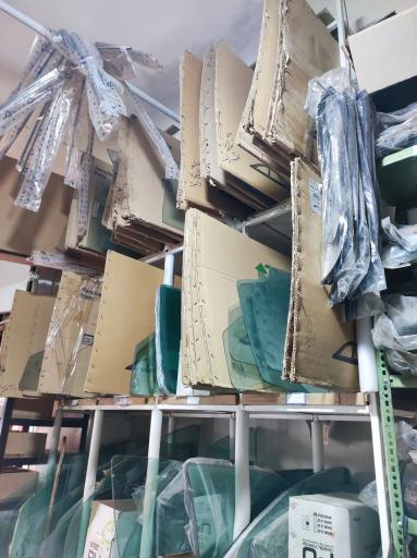 عکس هایپر شیشه اتومبیل صالح 