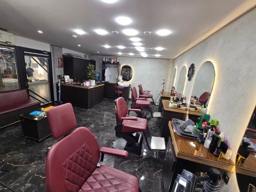 عکس آرایشگاه ایران زمین