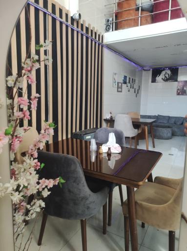 عکس کافه صبحانه لند