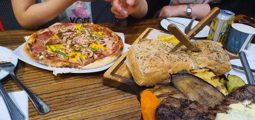 عکس رستوران ایتالیایی دراگون