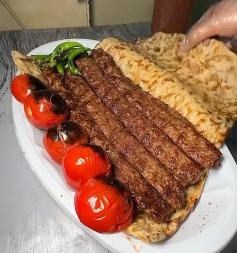 عکس تالار پذیرایی و رستوران بیستون