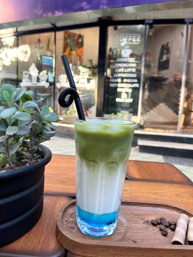 عکس کافی شاپ اُ کافه