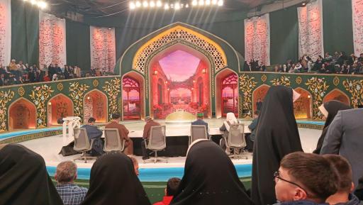 عکس استودیو برنامه محفل