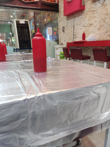 عکس پیتزا ساندویچ سرخ