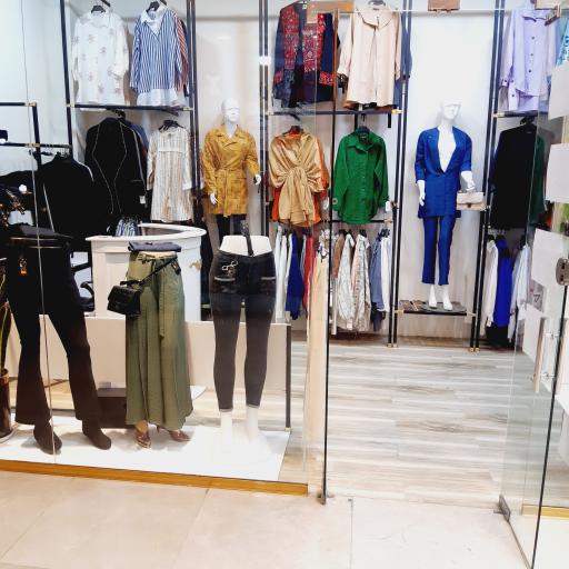 عکس فروشگاه لباس نیکوان مد