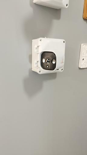 عکس مرکز حفاظتی تسلا الکتریک 