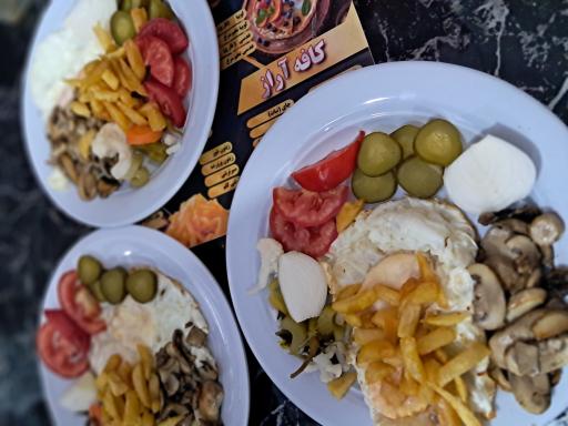 عکس کافه شهر صبحانه