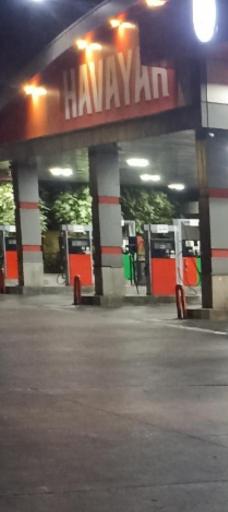 عکس پمپ بنزین سراج