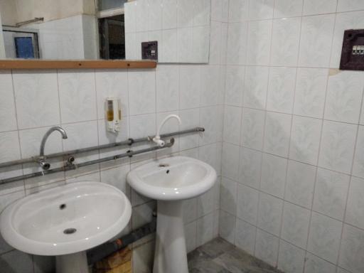 عکس سرویس بهداشتی مسجد اصحاب کساء