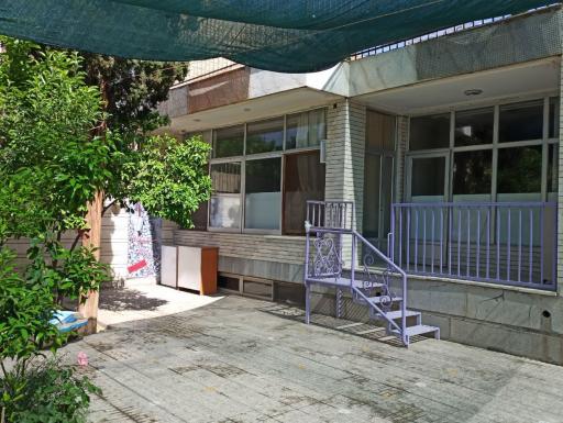 عکس دبیرستان رهبران