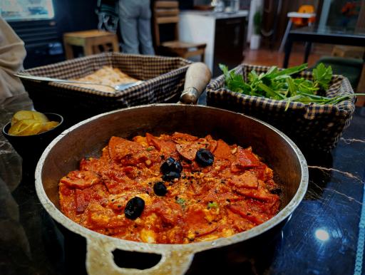 عکس کافه صبحانه خانجون