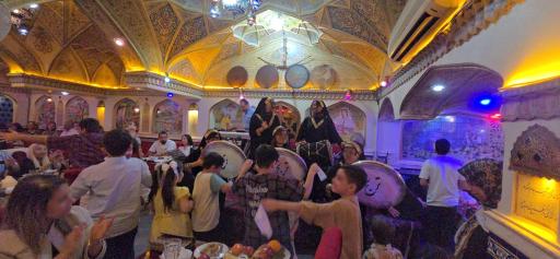 عکس سفره خانه سنتی دف