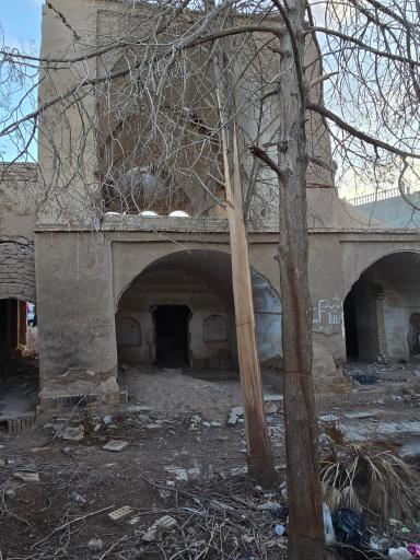 عکس زیارتگاه زرتشتیان