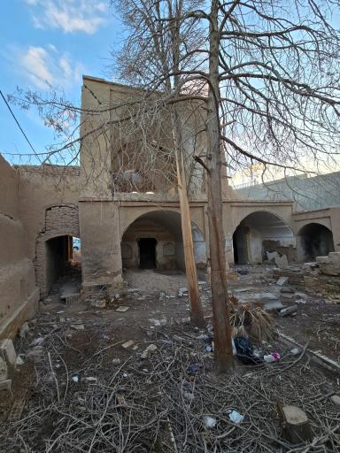 عکس زیارتگاه زرتشتیان