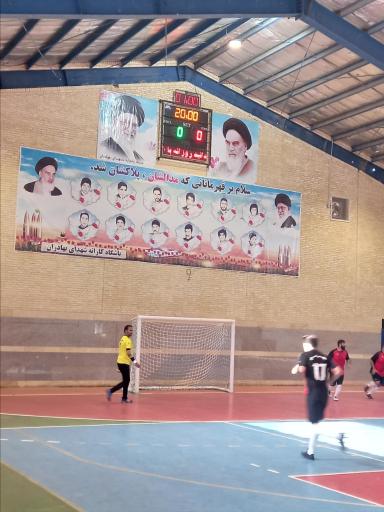 سالن ورزشی شهدای دهستان بهادران