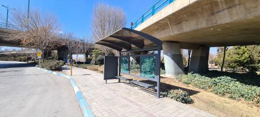 عکس ایستگاه اتوبوس پل غدیر