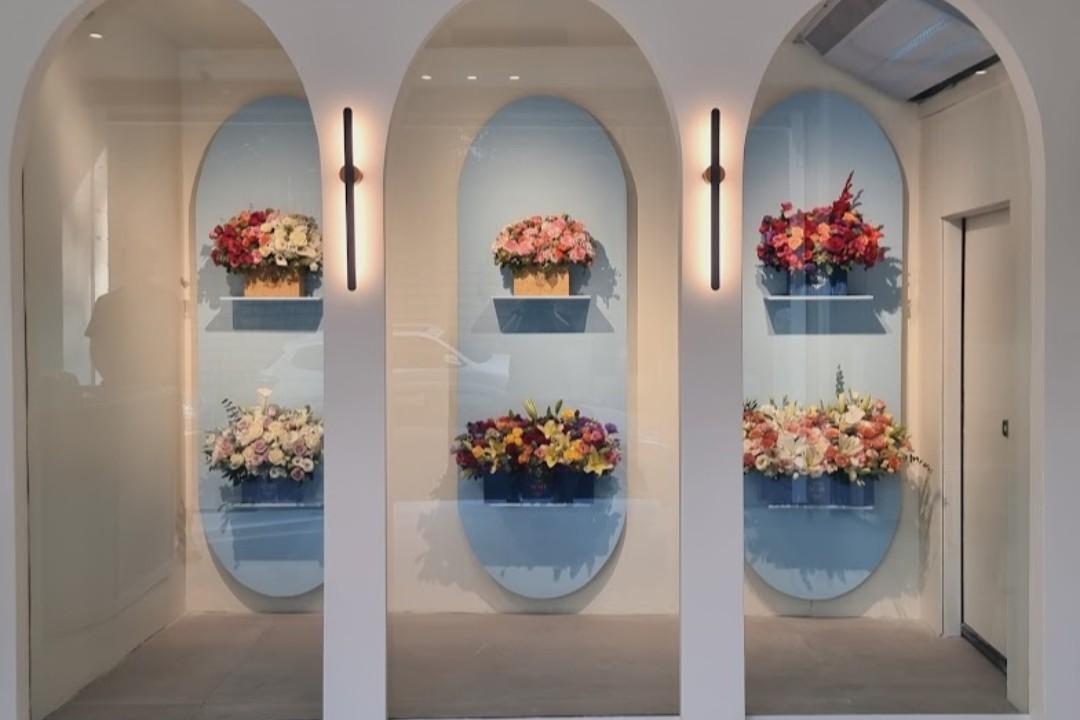 عکس گل فروشی وشه