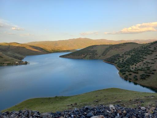 عکس دریاچه سد وحدت (قشلاق)