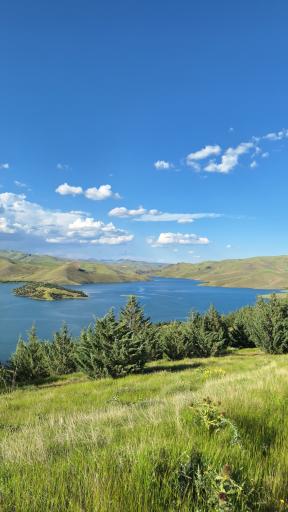 عکس دریاچه سد وحدت (قشلاق)