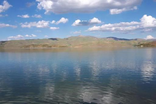 عکس دریاچه سد وحدت (قشلاق)