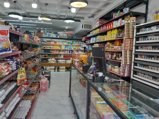 عکس سوپر مارکت پوریا 
