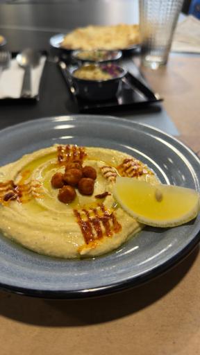 رستوران برخوان